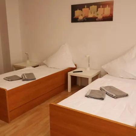Apartamento In With Terrace